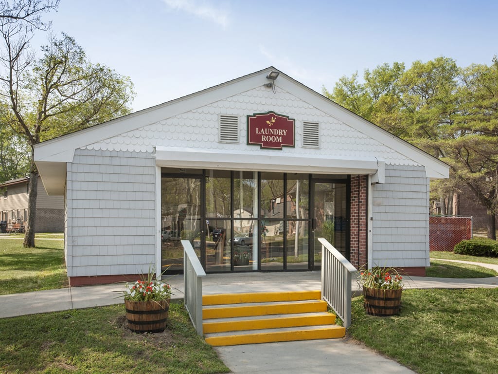 Oakview Apartments Apartments in Coram, NY RENTCafe